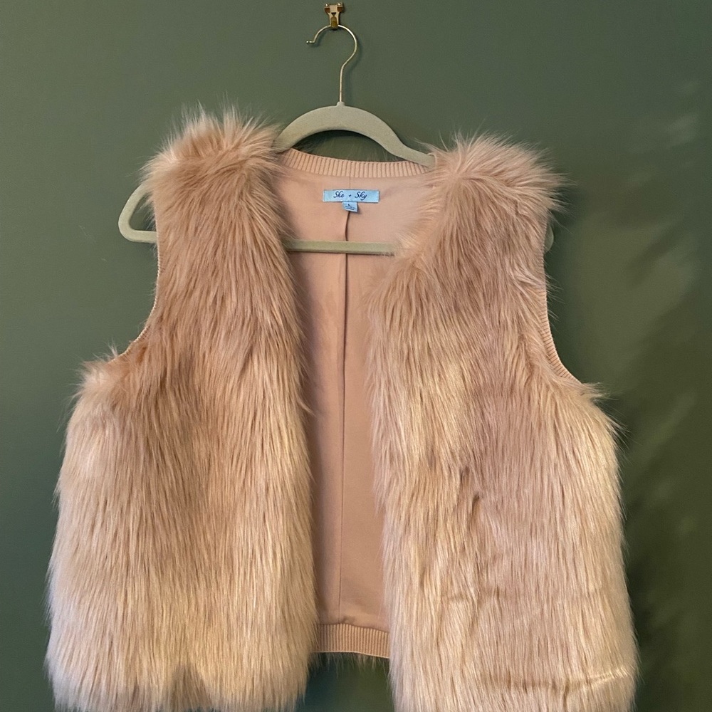 Light pink faux fur vest